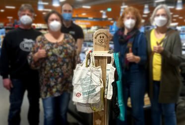 Taschenbaum im Edeka Falk