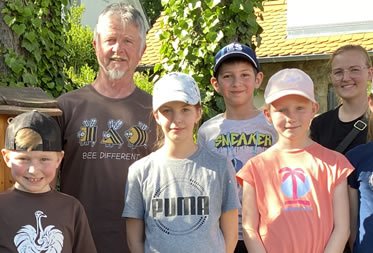 Wildbienensprechstunde mit der NABU-Jugend Biebertal